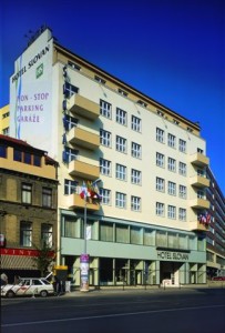 Hotel_Slovan_-_Brno_-_6-2011